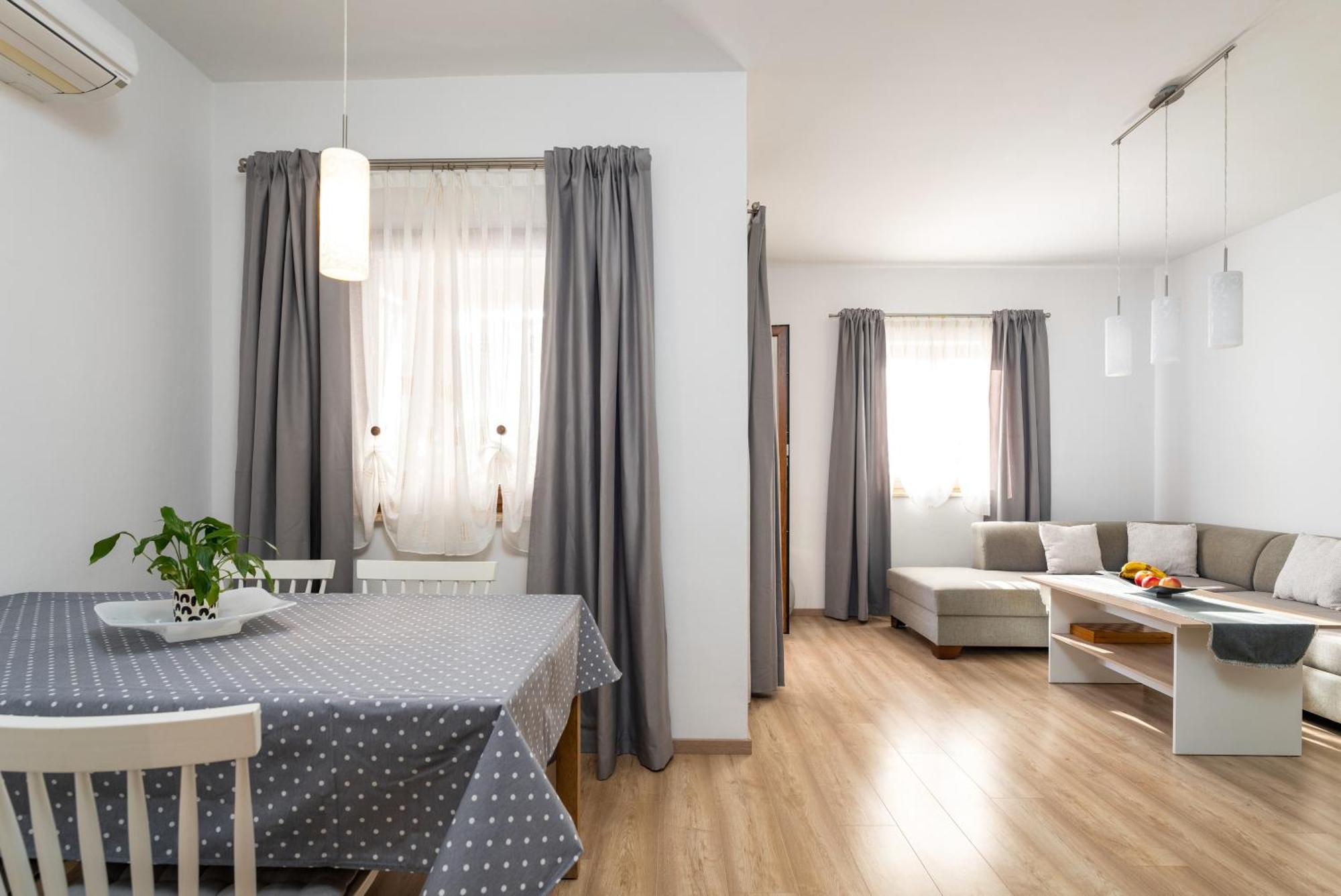 Apartment Morena Porec Ngoại thất bức ảnh
